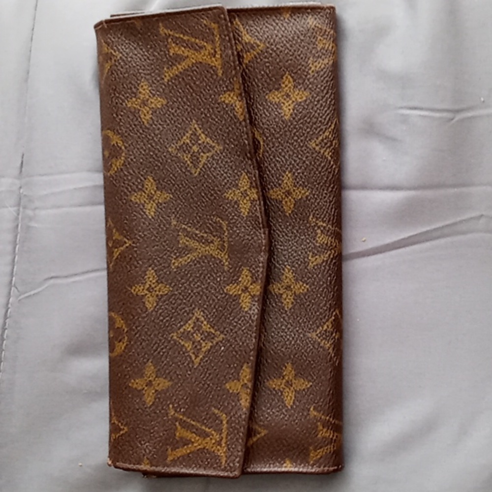 Louis Vuitton wallet